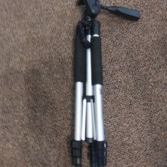 Tripod for Camera - Picture 1 of 2